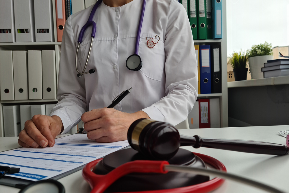 8 Real HIPAA Violation Examples and Their Consequences — Etactics