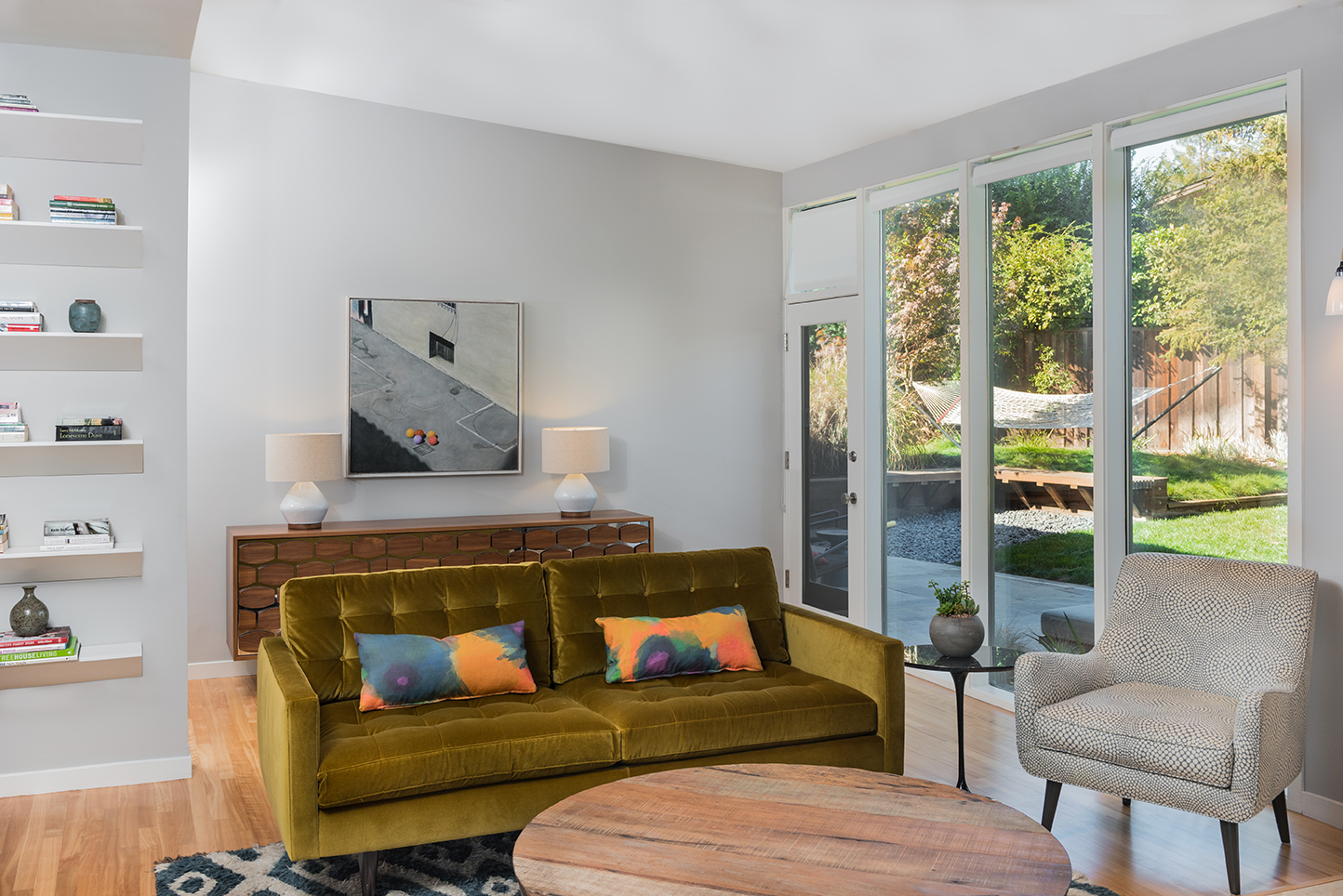 STL-FamilyRoom-6.jpg