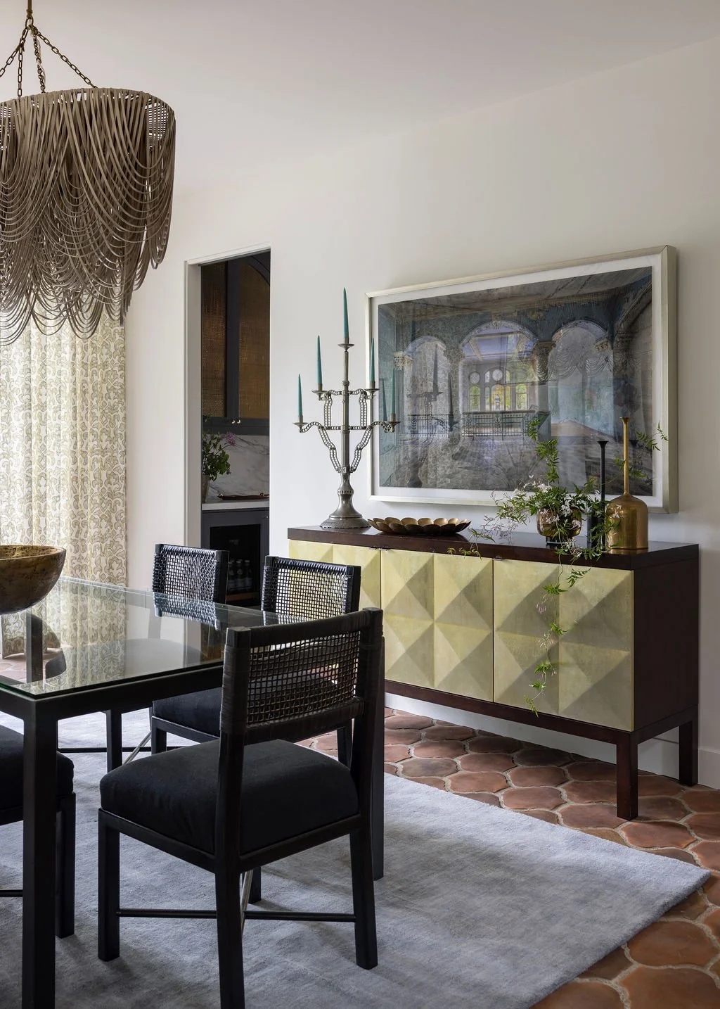 16. Dining Room.jpg