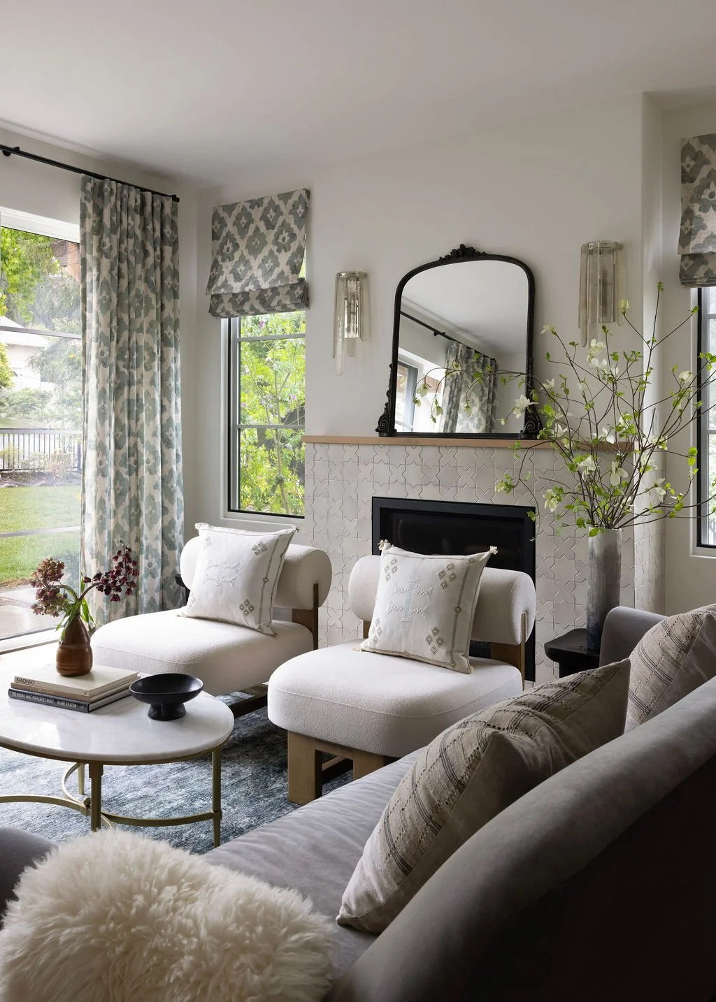 12. Living Room.jpg