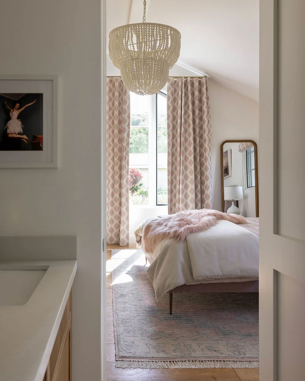 44. Daughter's Bedroom1.jpg