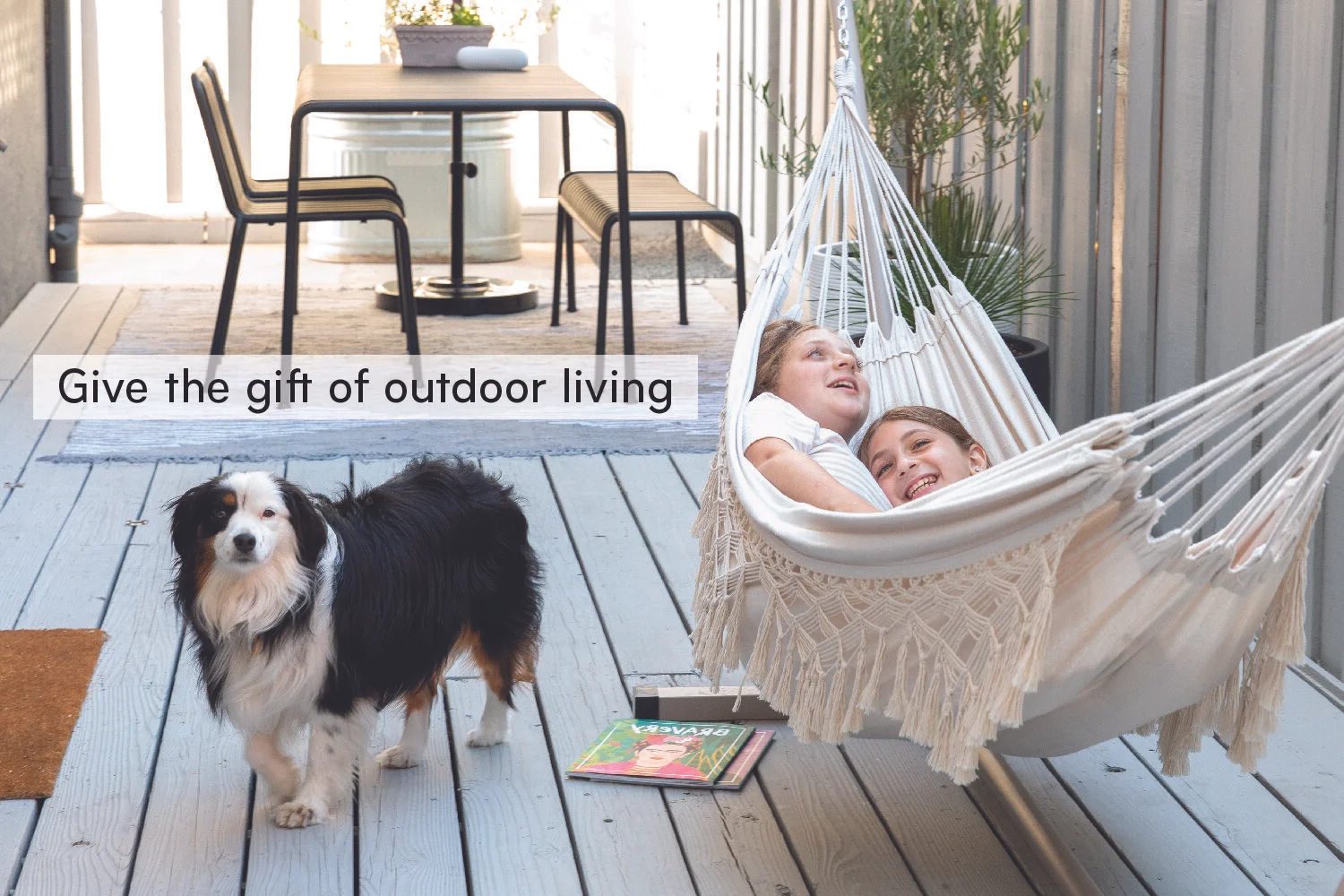 GIftBanner-01.jpg