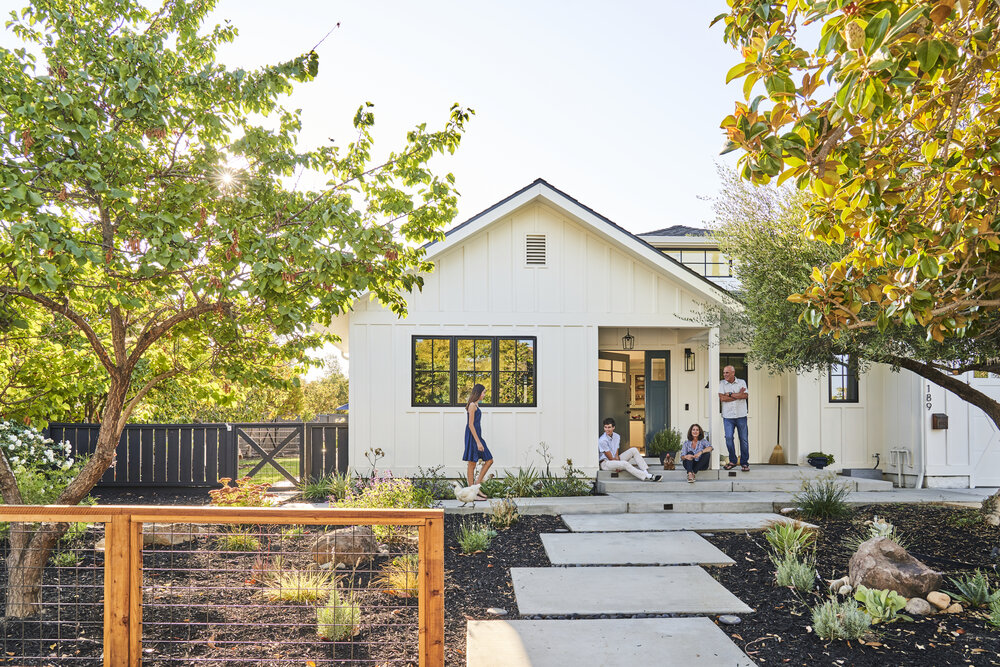 Modern Farmhouse Front Yard And, Front Yard Landscaping Contemporary