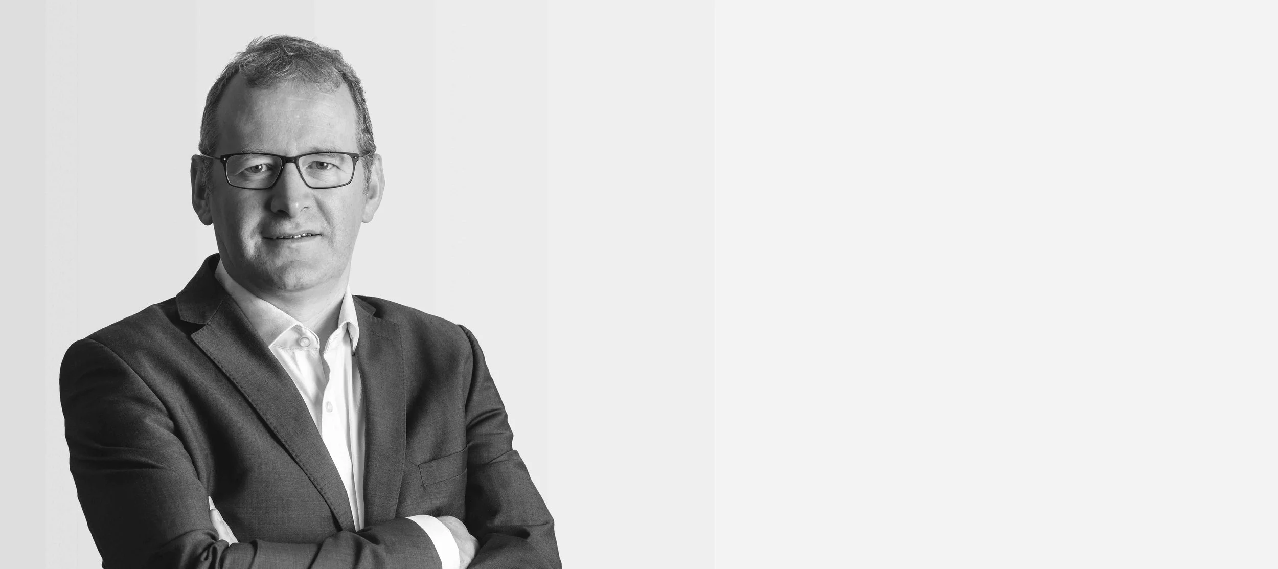 Crop headshot web ext.jpg