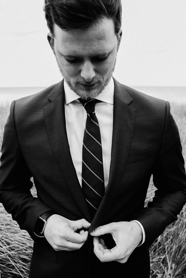 Grooms gets ready.