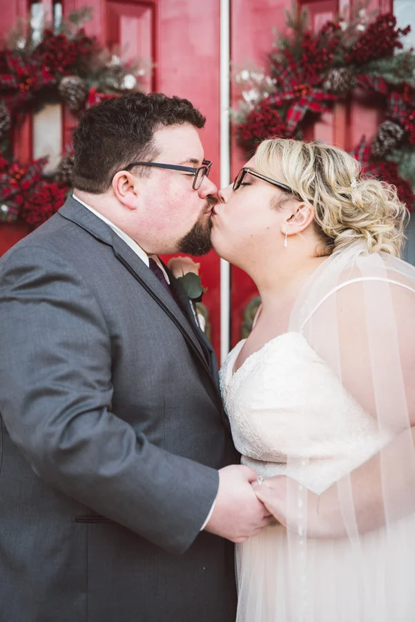 Wedding photography by Two Birds Photography. Classic, low-key, and natural. Serving Chicago and the suburbs.