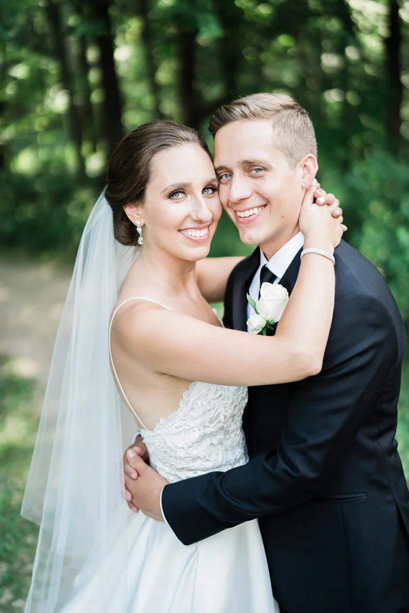 Lincolnshire Marriott Resort, Lincolnshire, IL. Wedding photography by Two Birds Photography. Classic, low-key, and natural. Serving Chicago and the suburbs.