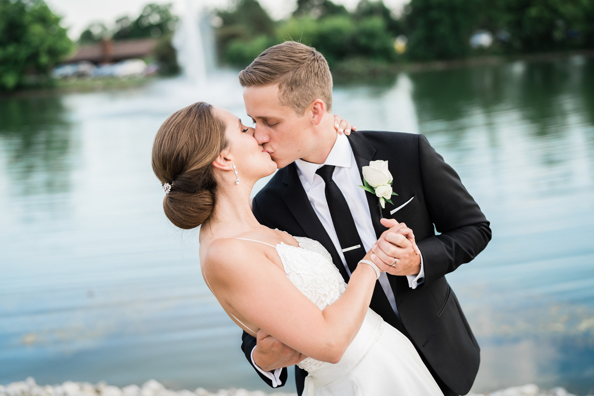 Lincolnshire Marriott Resort, Lincolnshire, IL. Wedding photography by Two Birds Photography. Classic, low-key, and natural. Serving Chicago and the suburbs.