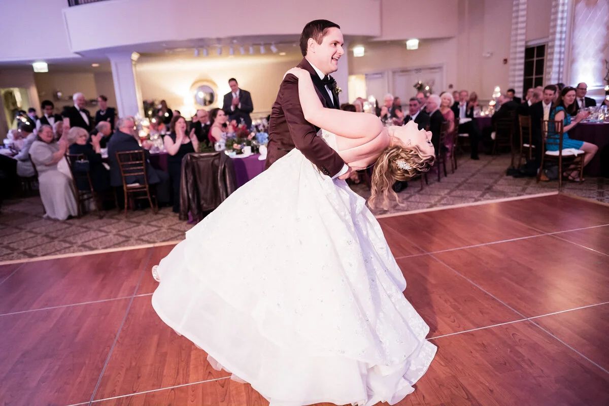 The Glen Club, Glenview, IL. Wedding photography by Two Birds Photography. Classic, low-key, and natural. Serving Chicago and the suburbs.