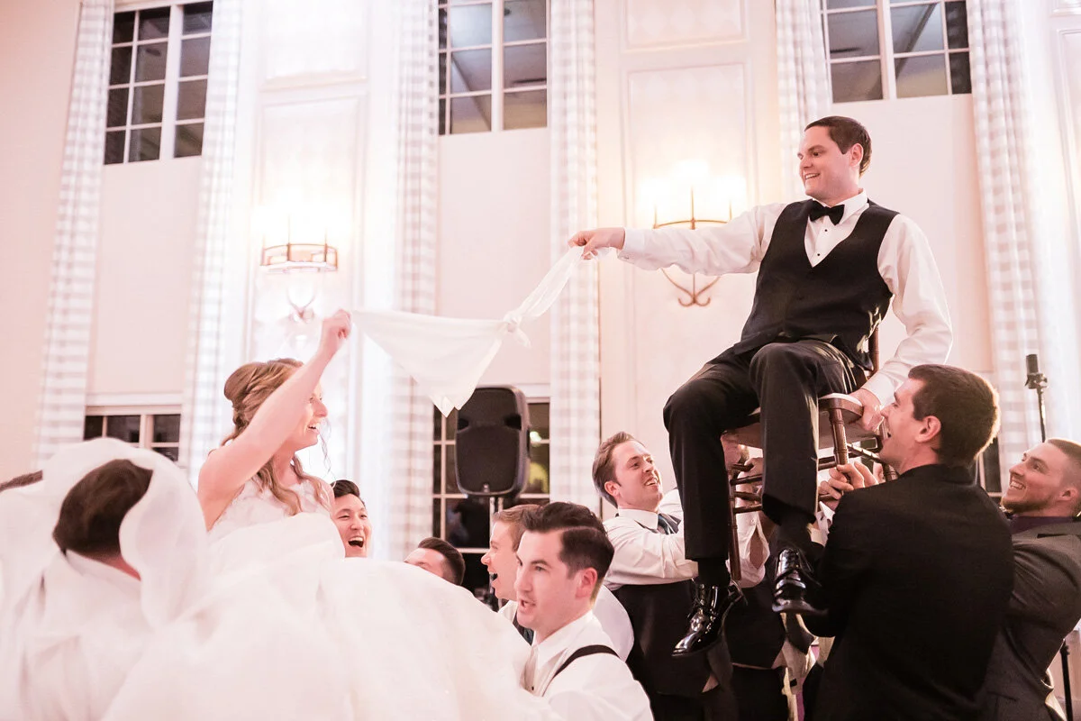 The Glen Club, Glenview, IL. Wedding photography by Two Birds Photography. Classic, low-key, and natural. Serving Chicago and the suburbs.