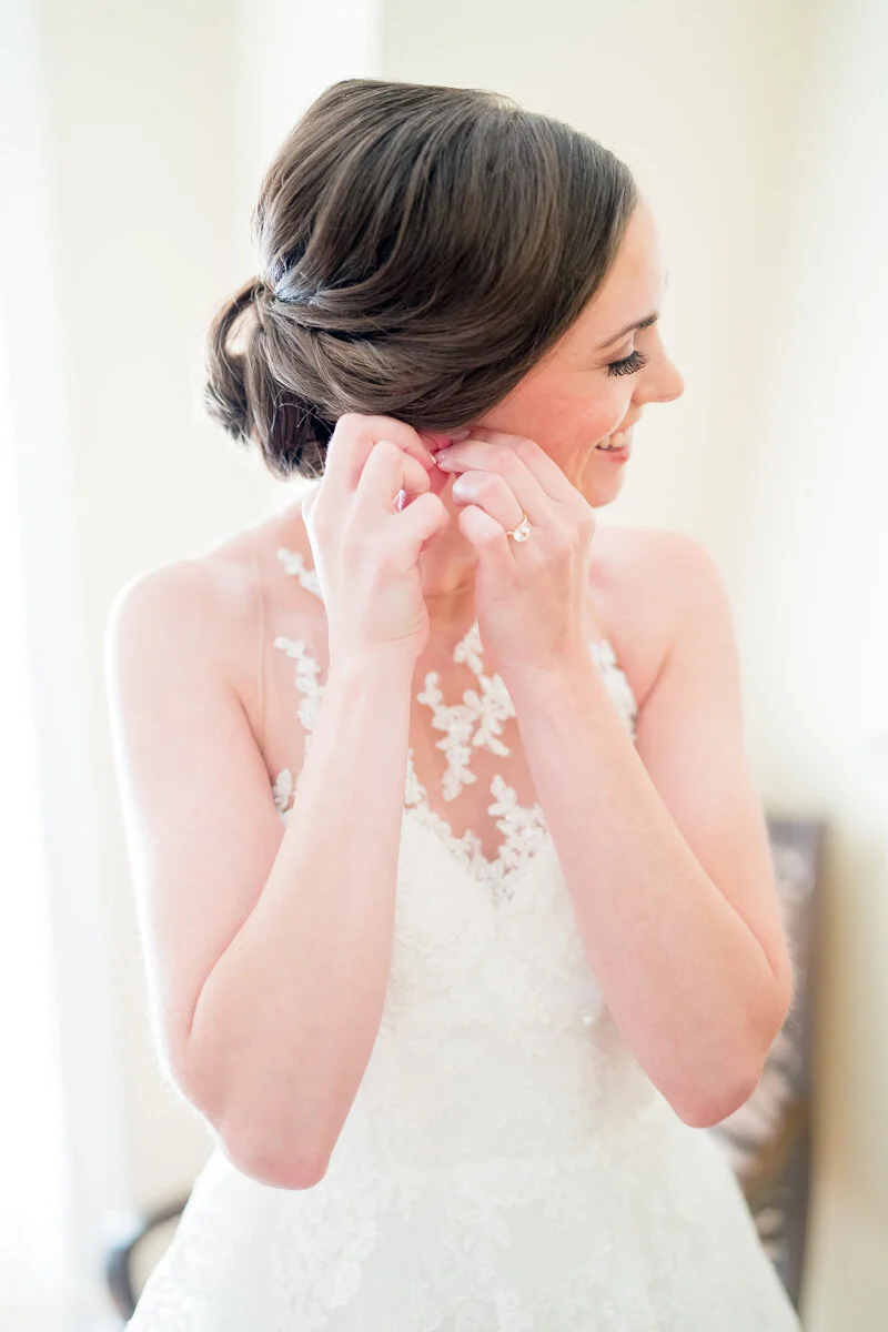 Wedding photography by Two Birds Photography. Unique, bright, and happy. Serving Chicago and the suburbs. Image copyright by Two Birds Photography 2021