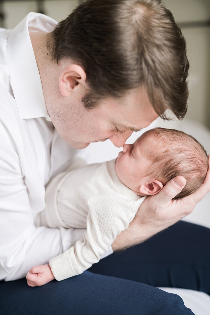 Newborn baby portrait photography by Two Birds Photography. Classic, bright, and happy. Serving Chicago and the suburbs. Image copyright Two Birds Photography 2025.