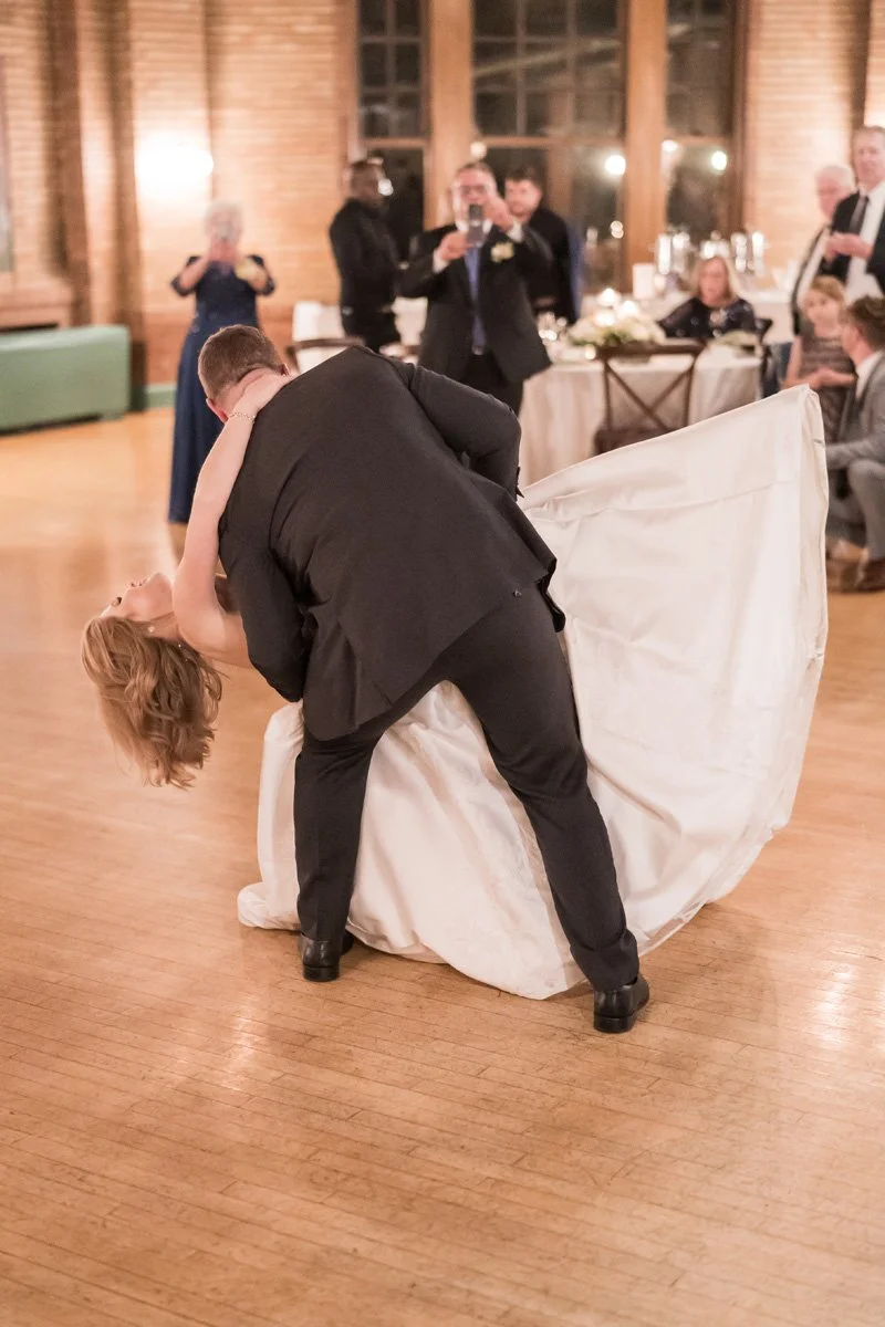 two_birds_photography_Jake_moreland_chicago_wedding_photographer_cafe_brauer_lincoln_park_63.jpg