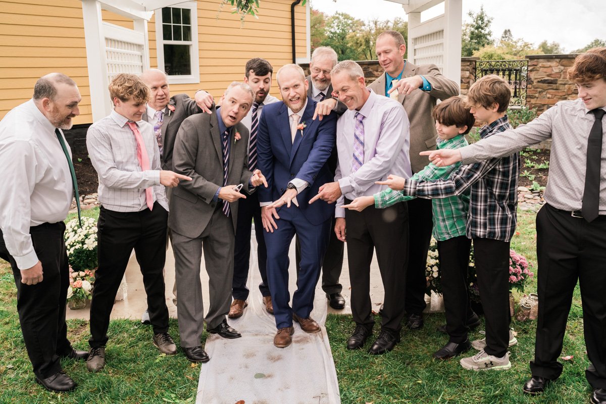 two_birds_photography_Jake_moreland_photographer_wedding_st_james_farm_magiannos_autumn_rainy_25.jpg