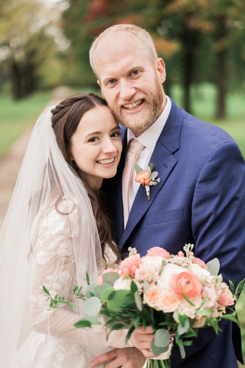 two_birds_photography_Jake_moreland_photographer_wedding_st_james_farm_magiannos_autumn_rainy_39.jpg