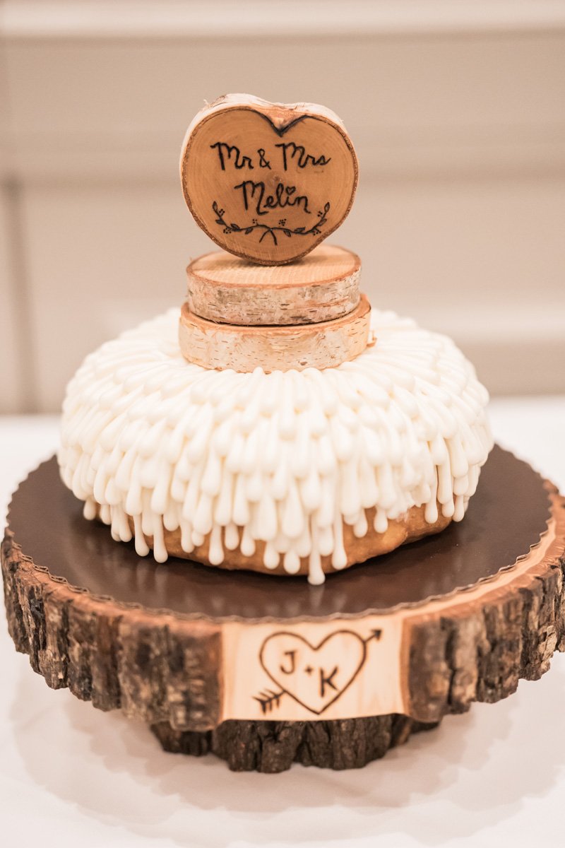 two_birds_photography_Jake_moreland_photographer_wedding_st_james_farm_magiannos_autumn_rainy_62.jpg
