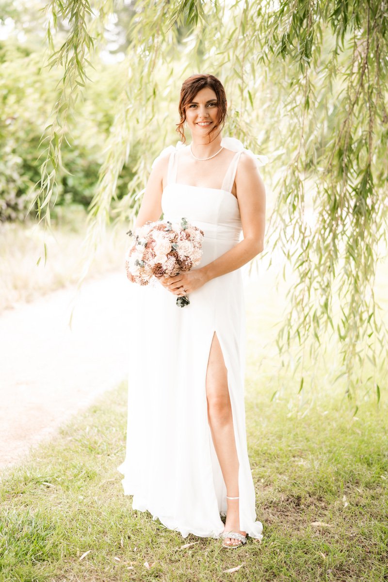 Wedding photography by Two Birds Photography. Unique, bright, and happy. Serving Chicago and the suburbs. Image copyright by Two Birds Photography 2024.