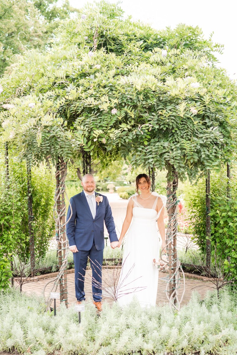 Wedding photography by Two Birds Photography. Unique, bright, and happy. Serving Chicago and the suburbs. Image copyright by Two Birds Photography 2024.