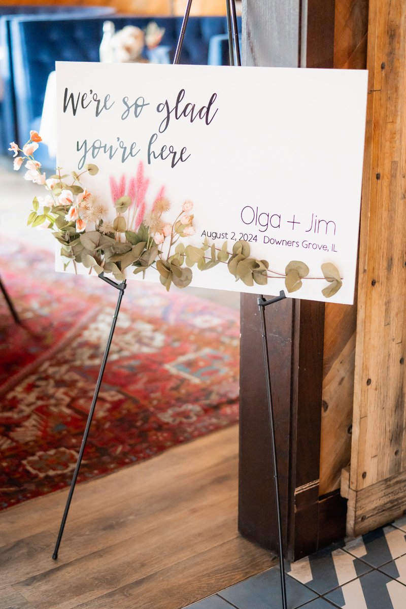Wedding photography by Two Birds Photography. Unique, bright, and happy. Serving Chicago and the suburbs. Image copyright by Two Birds Photography 2024.