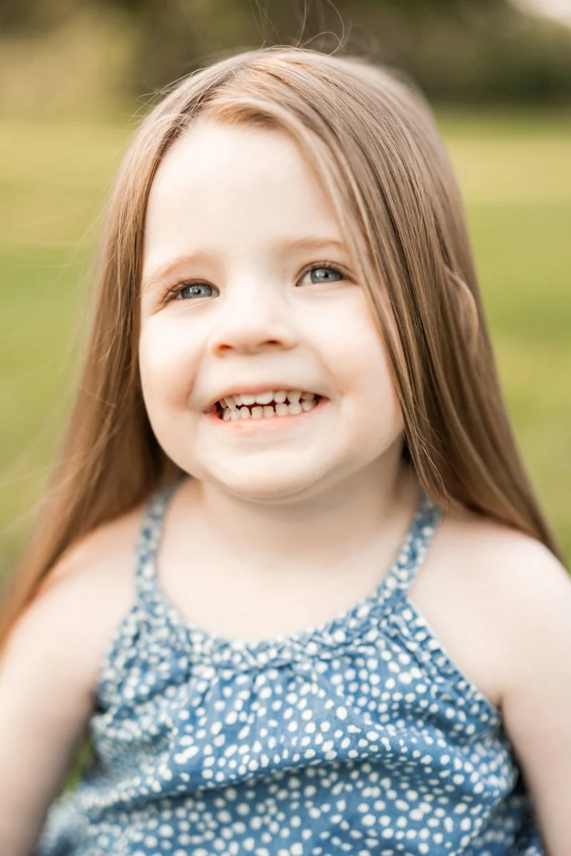 Family photography by Two Birds Photography — bright, joyful, and full of real moments. Capturing the laughter, love, and wild little in-betweens. Based in Downers Grove and serving Chicago and the surrounding suburbs. © Two Birds Photography 2025