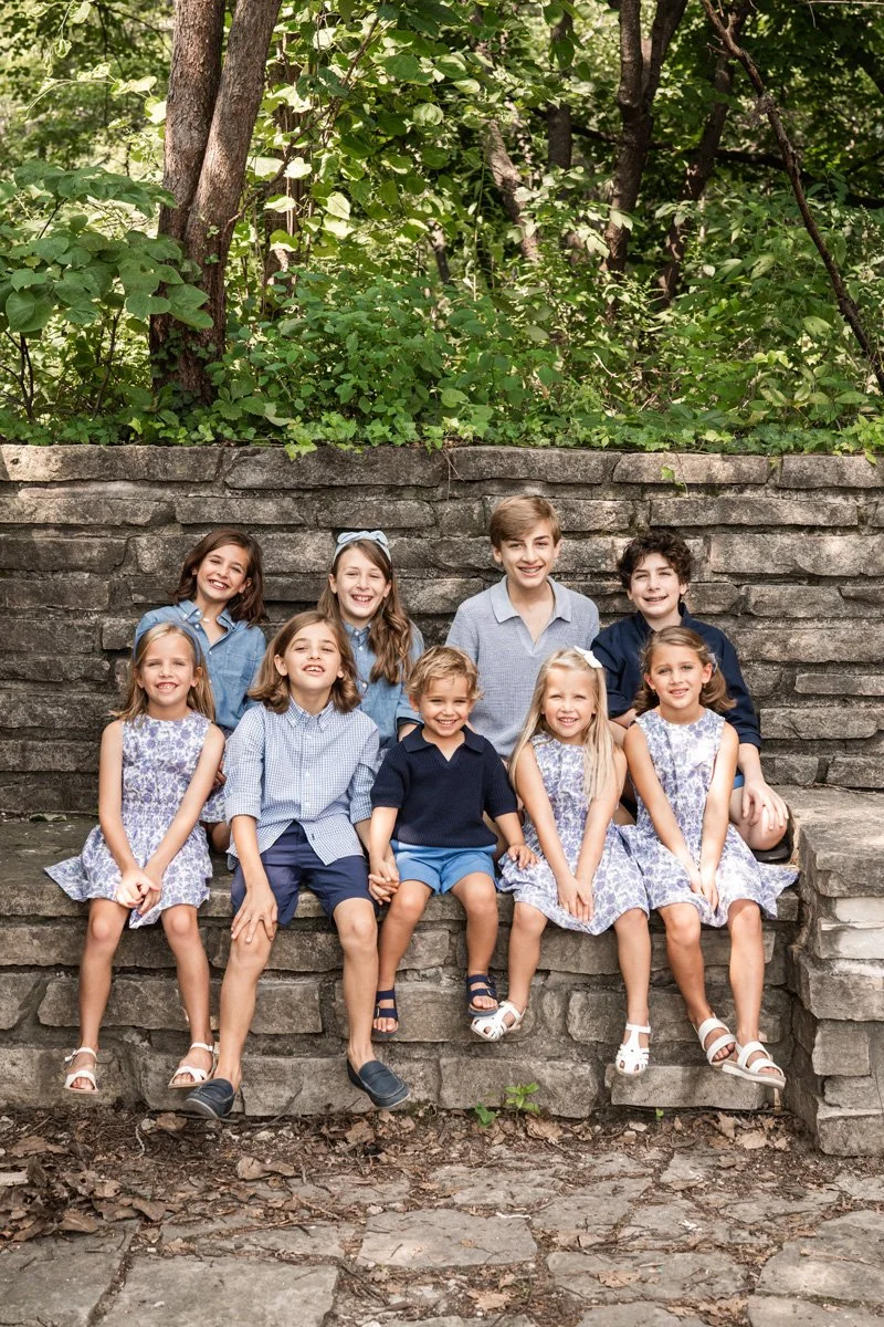 Family photography by Two Birds Photography — bright, joyful, and full of real moments. Capturing the laughter, love, and wild little in-betweens. Based in Downers Grove and serving Chicago and the surrounding suburbs. © Two Birds Photography 2025