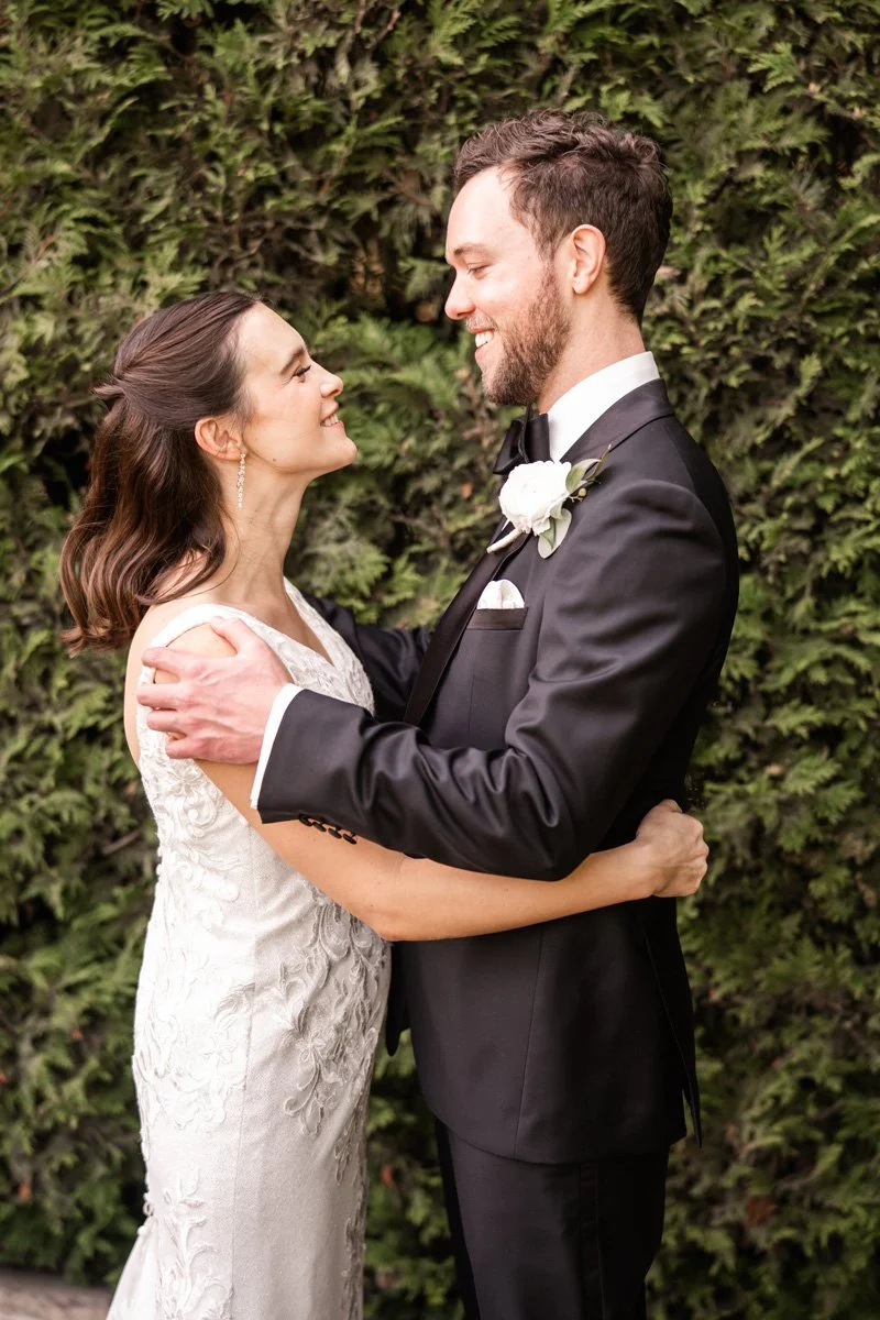 Wedding photography by Two Birds Photography — joyful, genuine, and full of heart. Based in Downers Grove, happily capturing love stories across Chicago and the suburbs. © Two Birds Photography 2025.