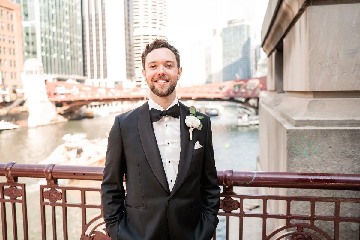 Wedding photography by Two Birds Photography — joyful, genuine, and full of heart. Based in Downers Grove, happily capturing love stories across Chicago and the suburbs. © Two Birds Photography 2025.