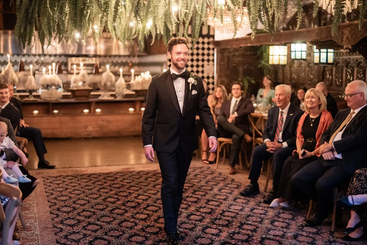 two-birds-photography-Jake-moreland-chicago-wedding-photographer-beatnik-restaurant-west-town-63.jpg