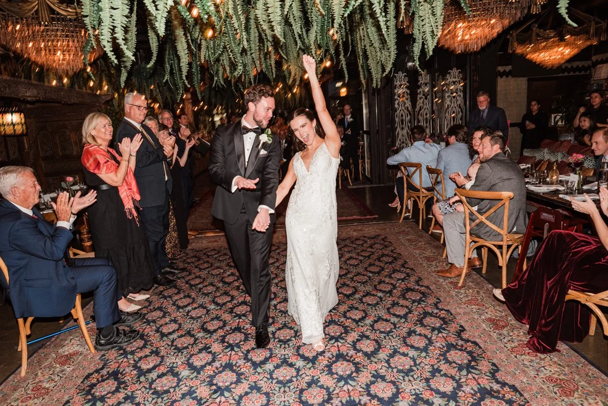 two-birds-photography-Jake-moreland-chicago-wedding-photographer-beatnik-restaurant-west-town-78.jpg
