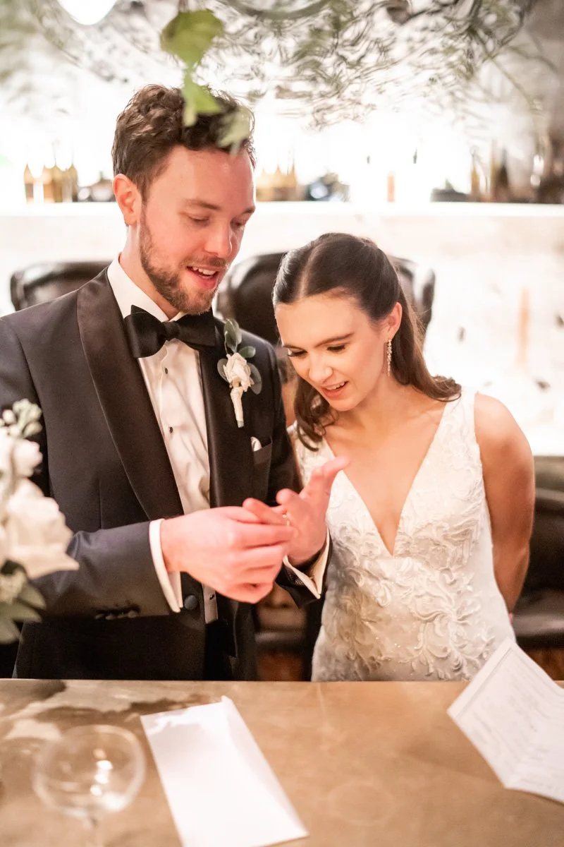 two-birds-photography-Jake-moreland-chicago-wedding-photographer-beatnik-restaurant-west-town-80.jpg