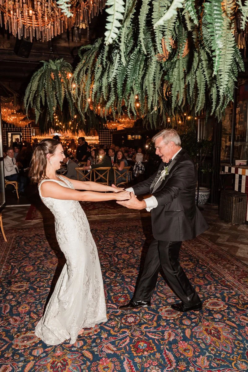 two-birds-photography-Jake-moreland-chicago-wedding-photographer-beatnik-restaurant-west-town-92.jpg