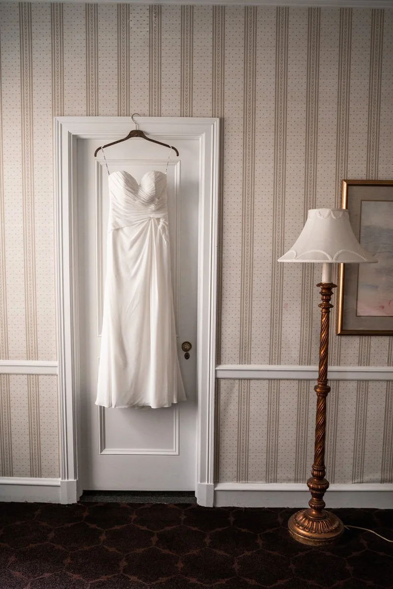 Wedding photography by Two Birds Photography — joyful, genuine, and full of heart. Based in Downers Grove, happily capturing love stories across Chicago and the suburbs. © Two Birds Photography 2025.