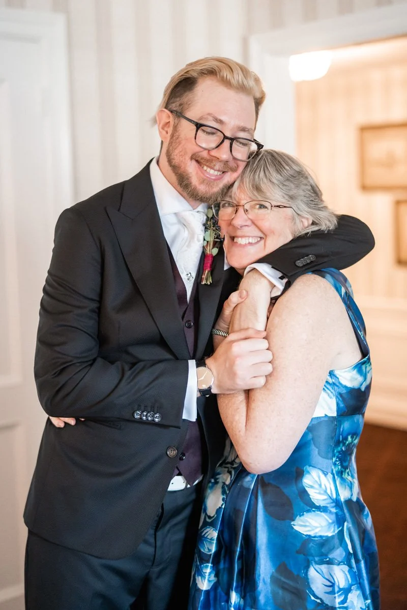 Wedding photography by Two Birds Photography — joyful, genuine, and full of heart. Based in Lockport IL, happily capturing love stories across Chicago and the suburbs. © Two Birds Photography 2025.