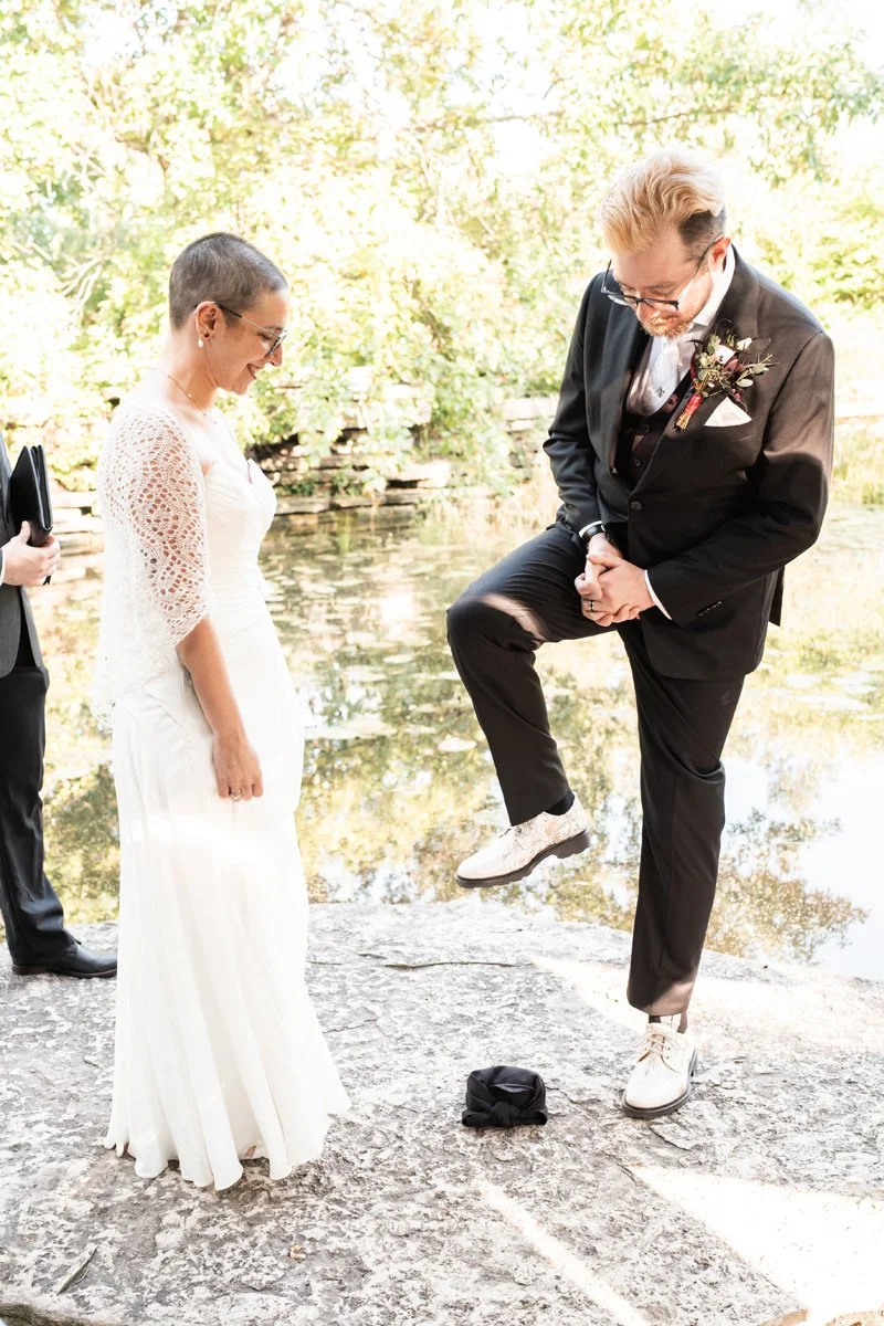 two-birds-photography-Jake-moreland-chicago-wedding-photographer-alfred-caldwell-lily-pool-45.jpg