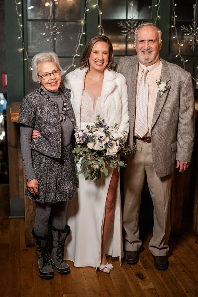  Two Birds Photography 2025 Wedding photography at Maize and Mash downtown Glen Ellyn, Illinois by Jake Moreland. 