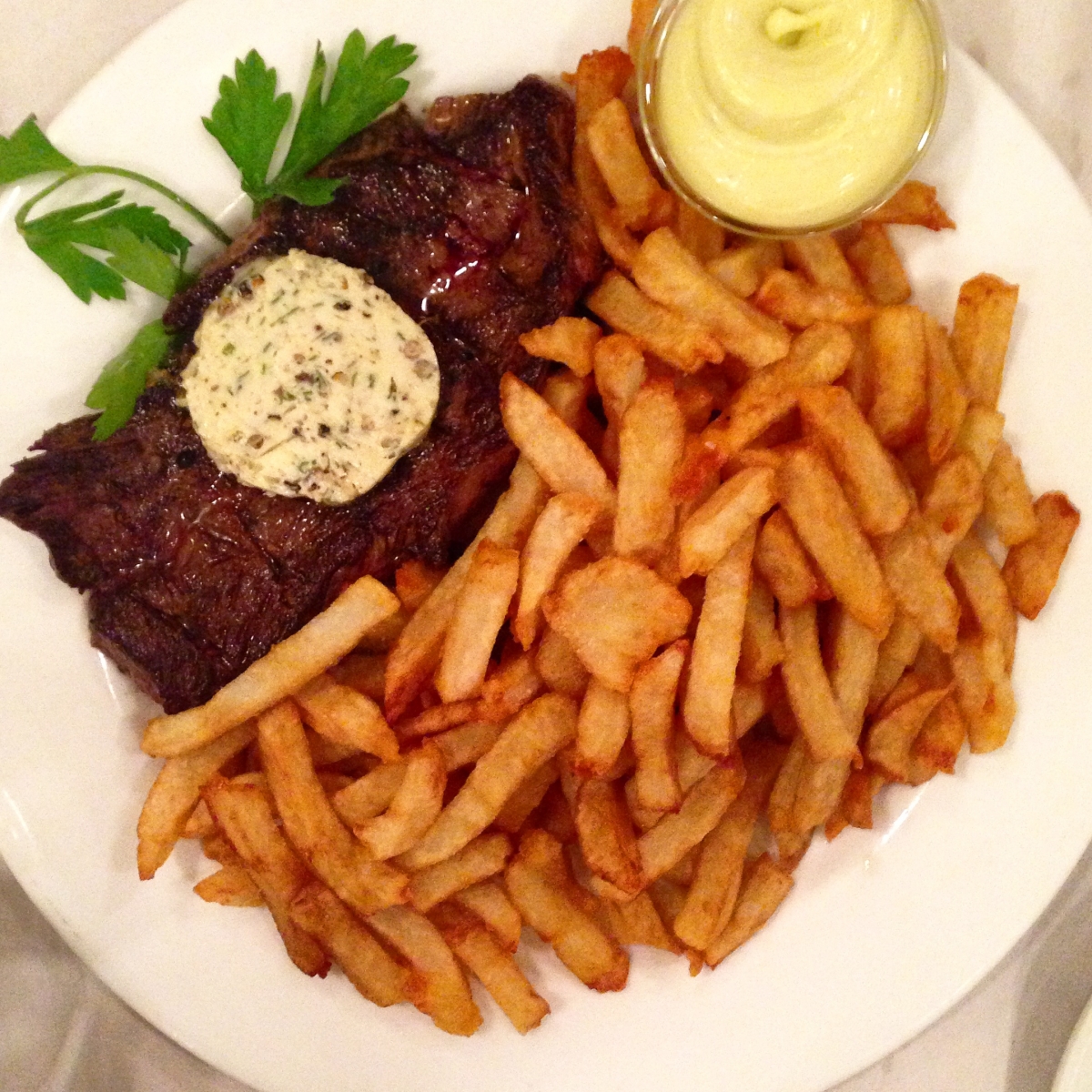 Montreal_steakfrites-1200x1200.jpg