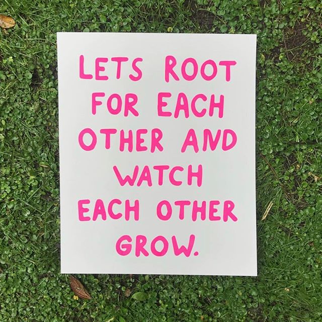 🌹 be useful, honest, and compassionate to others in helping them grow and GLOW #howyouglow
Image by // @amberibarreche