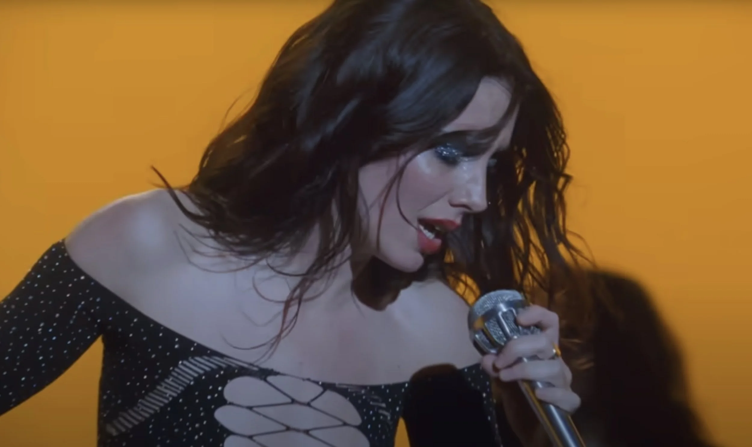 WOLF ALICE "Bloom Baby Bloom" /// Dir: Colin Solal Cardo<br>Winner Best Rock Video of the Year</br>