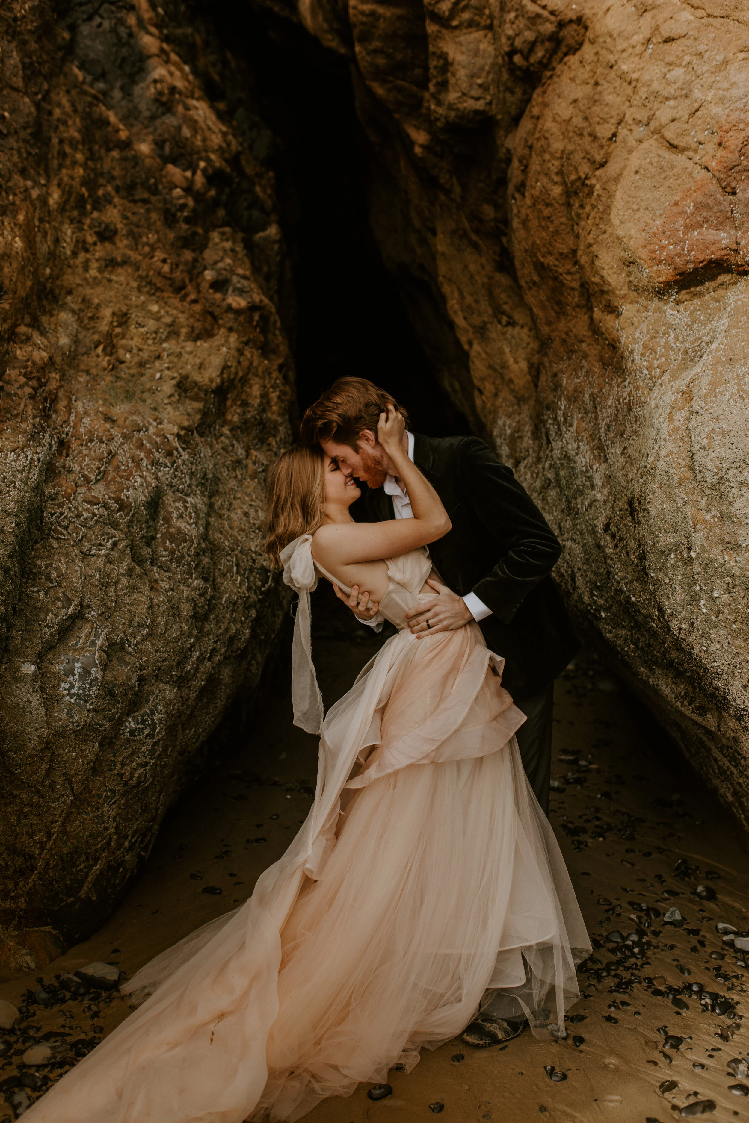 oregon_coast_elopement_brianna_swan-47.jpg