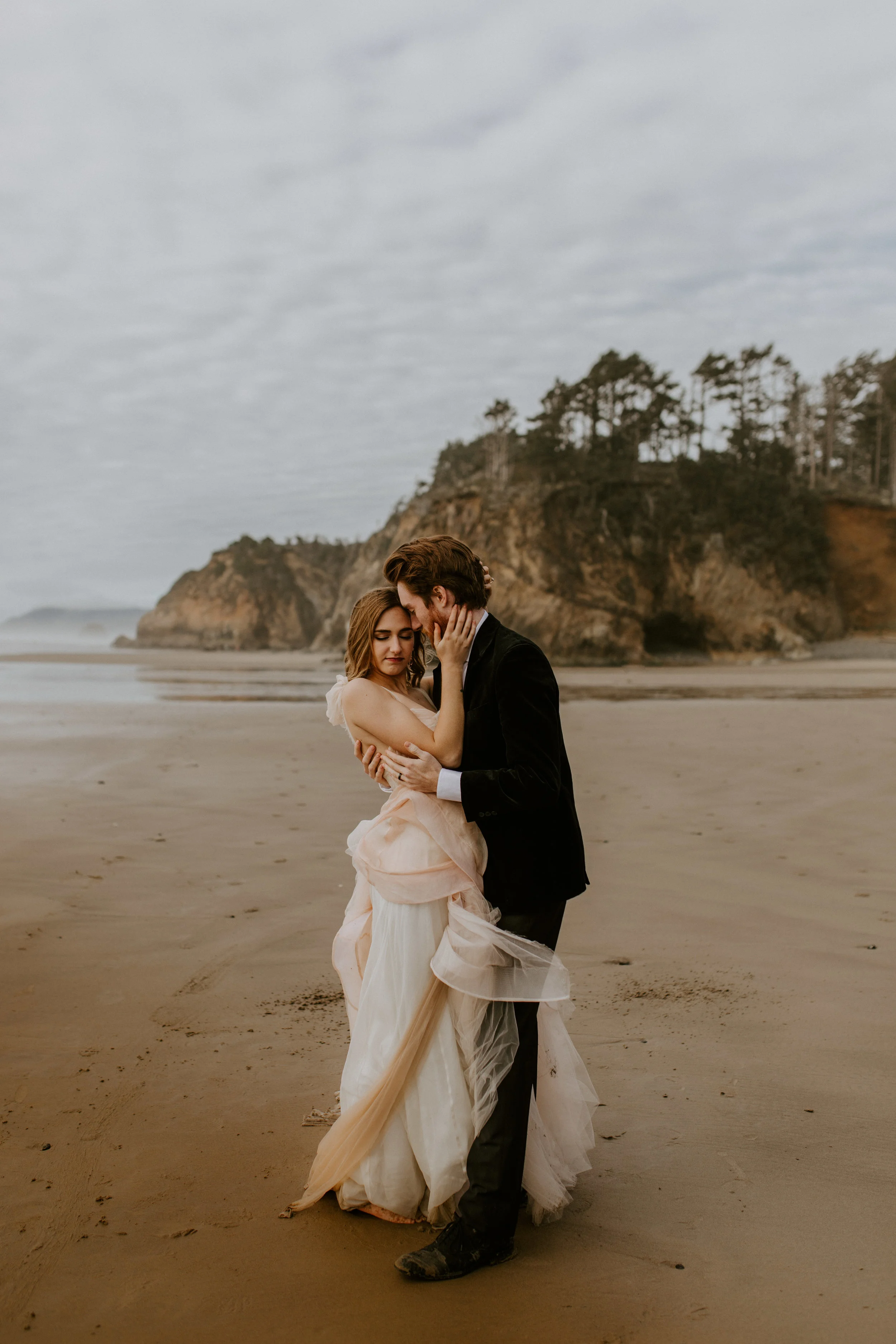 Should You Elope? 3 Signs You Should Ditch the Ballroom