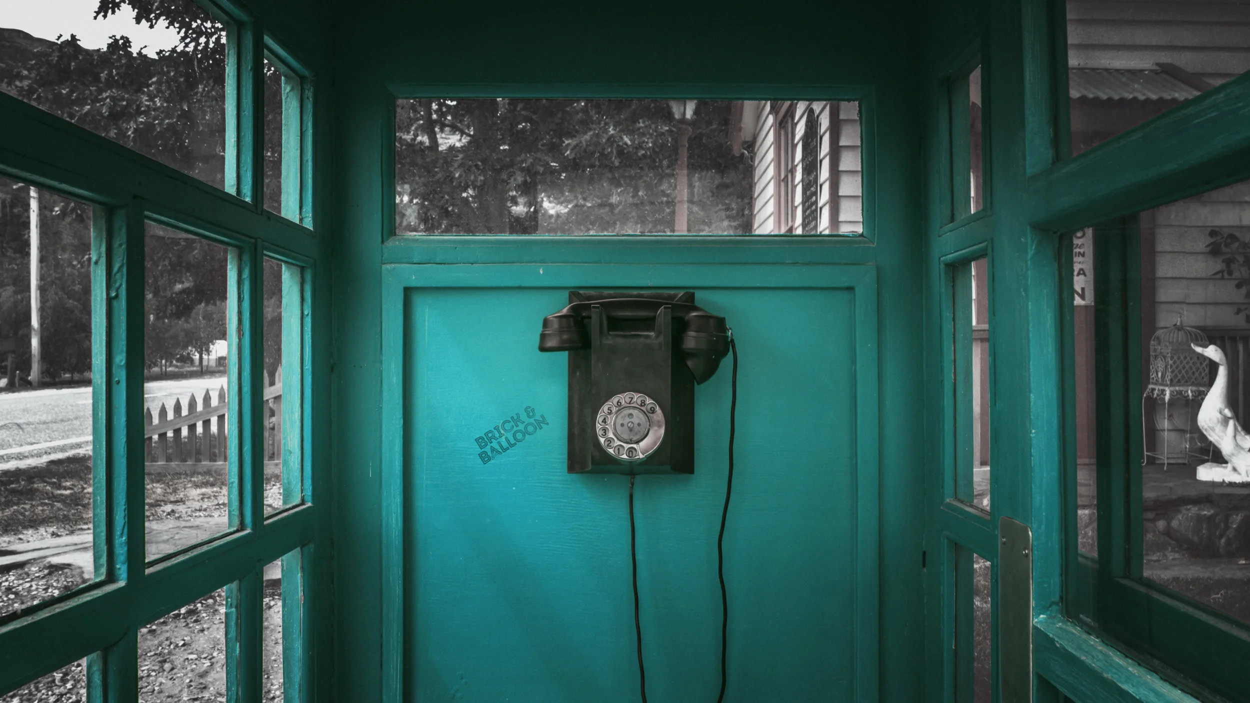PhoceboothCCDullBluePhoneName.jpg