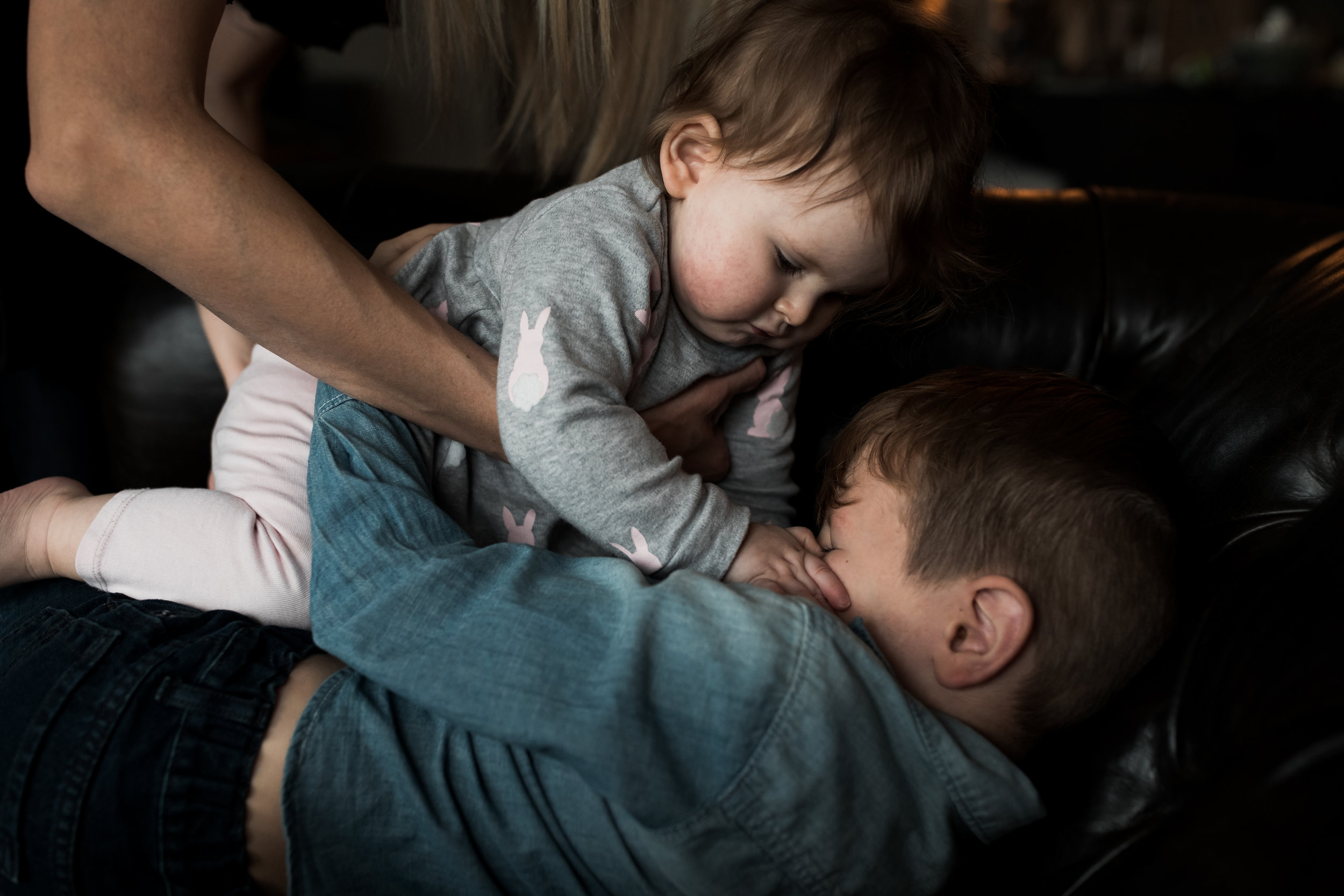 sibling hugs