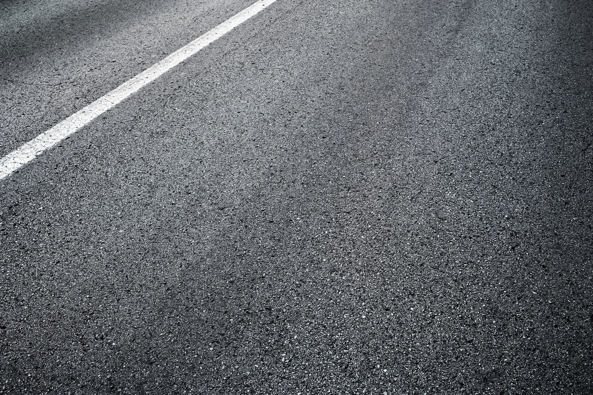 Concrete vs Asphalt Roads: Pros and Cons of Each
