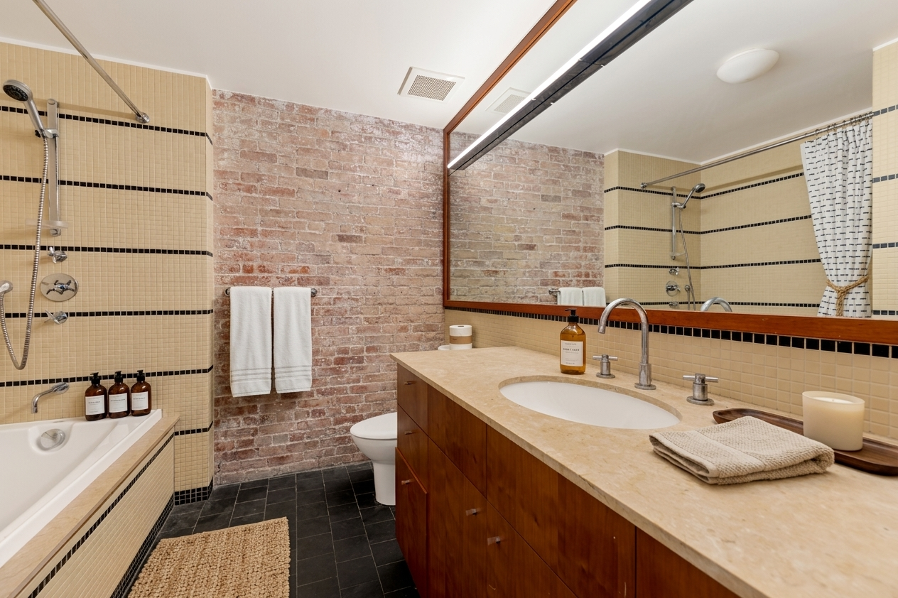 Bathroom AI No Watermark.png