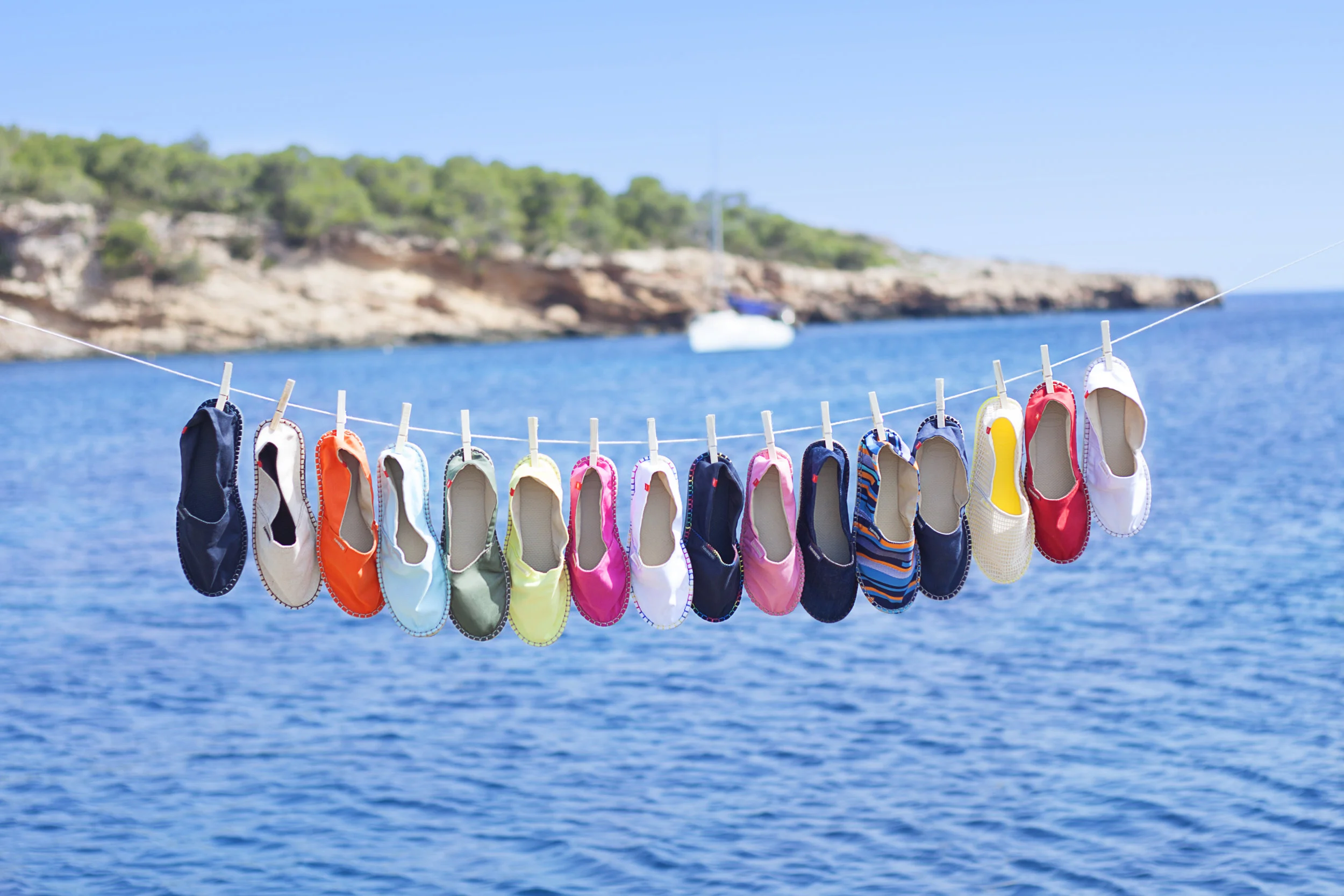 havaianas espadrilles.jpg