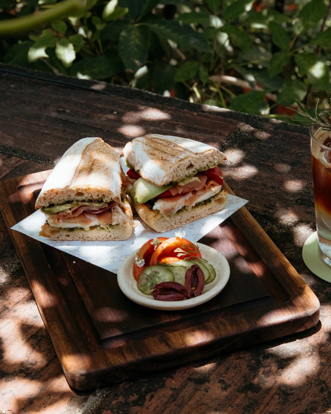 Recomendaci&oacute;n de la casa: Baguette Jam&oacute;n Serrano y Mozarella