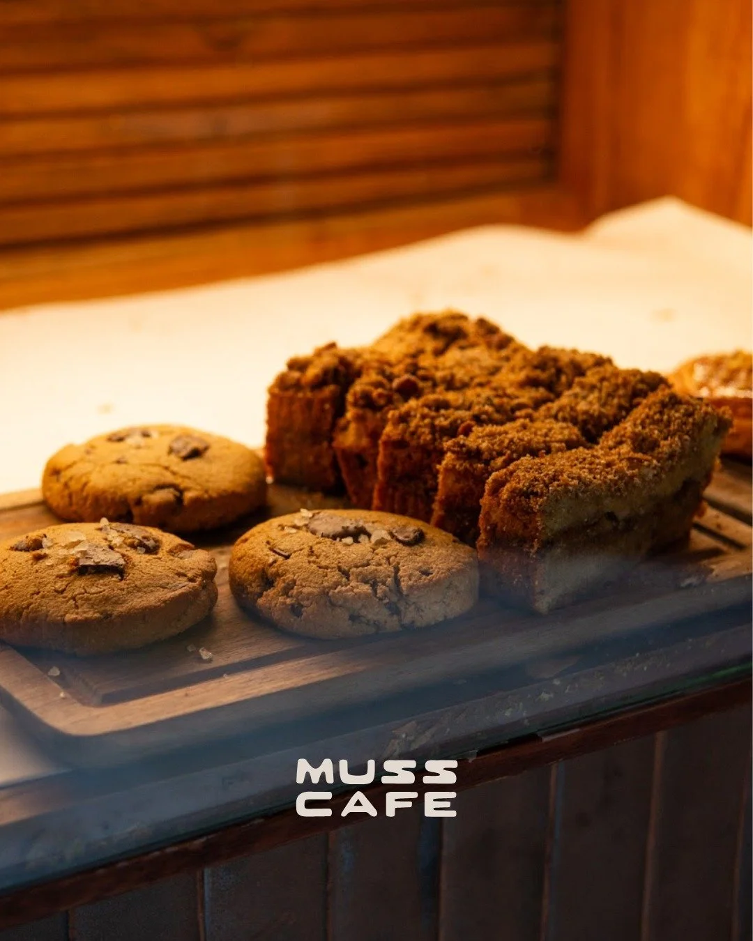 El pan de la casa es nuestra forma de recordarte que lo artesanal siempre sabe mejor.🥐🥖