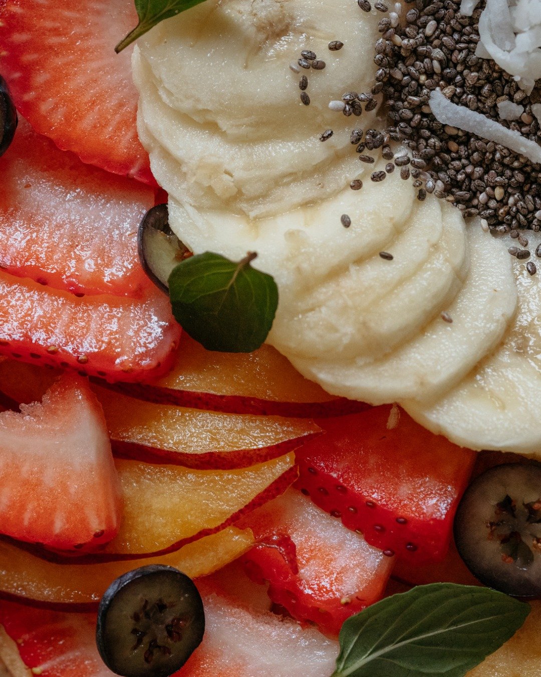 Lo peque&ntilde;o sostiene lo memorable. ✨🍓🍇