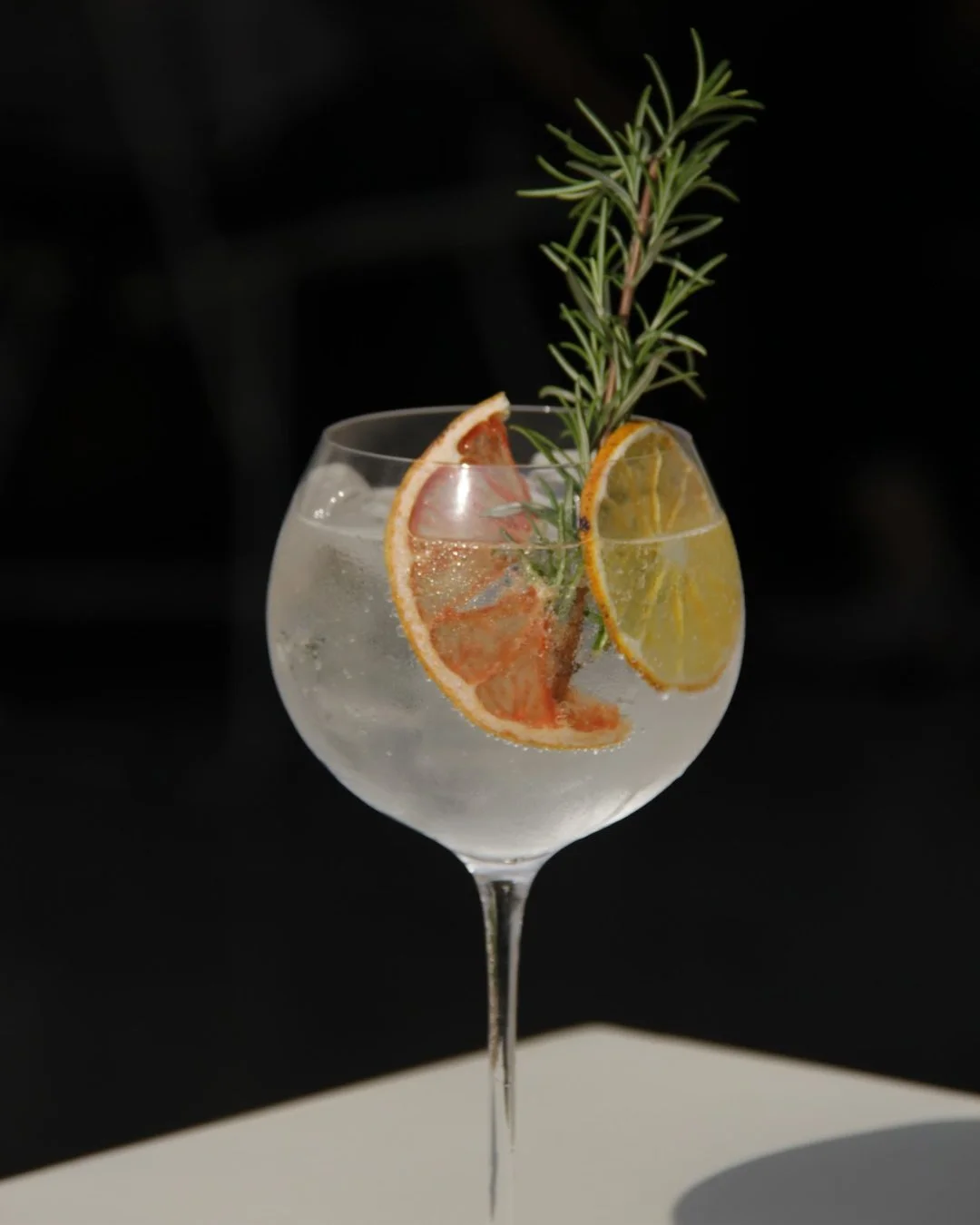 La bebida favorita de la casa y con una buena compa&ntilde;&iacute;a, es el mejor plan en AM&Aacute;.✨