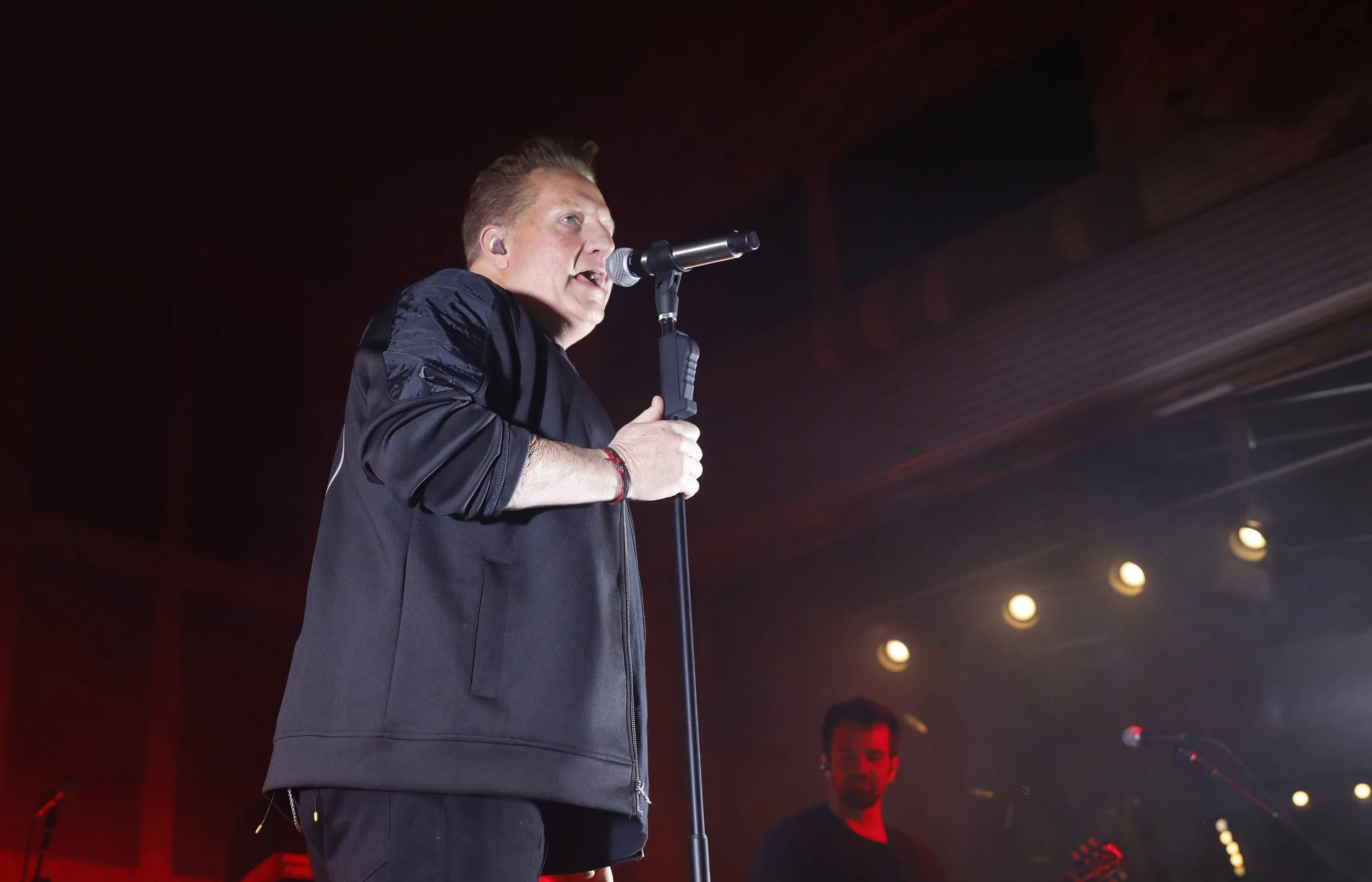 00334KC Live 111325.jpg